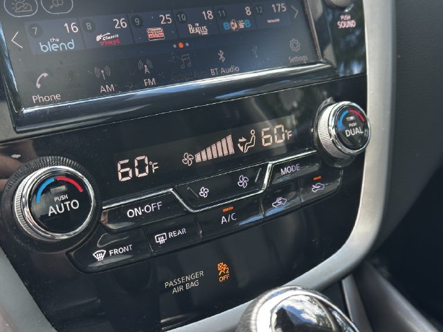 Used 2020 Nissan Murano SL w/ Moonroof Package AWD/4WD image 23