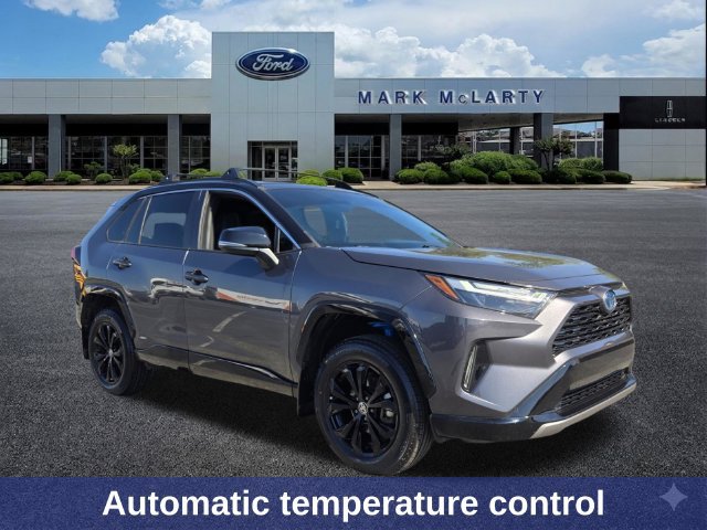 Used 2024 Toyota RAV4 XSE AWD/4WD image 8
