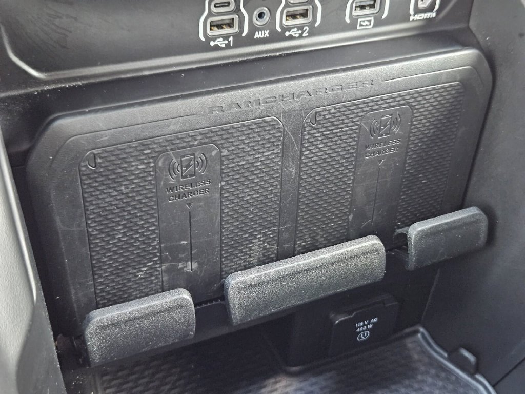 Used 2025 RAM 1500 Limited AWD/4WD image 33