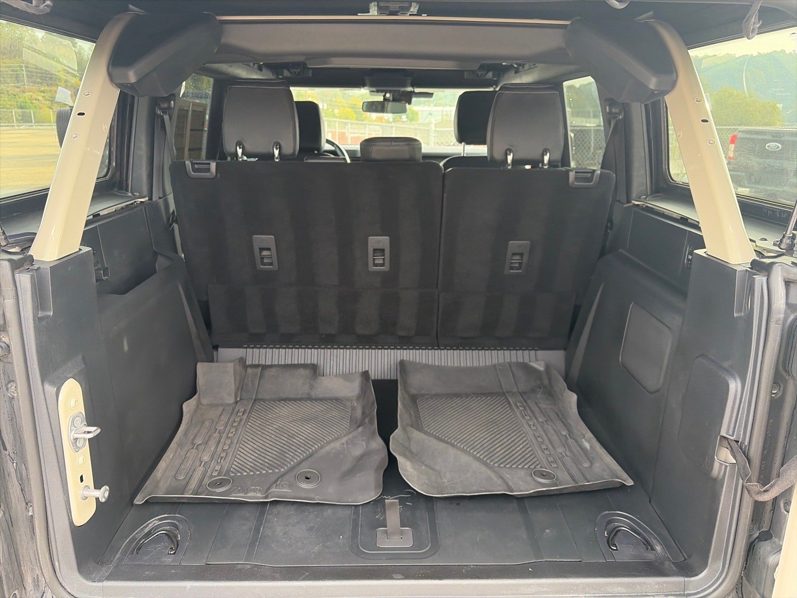 Certified 2025 Ford Bronco Badlands AWD/4WD image 4