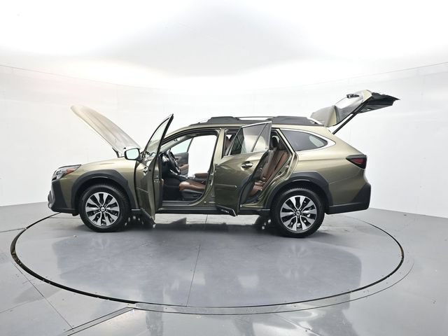 Used 2024 Subaru Outback Touring XT AWD/4WD image 29