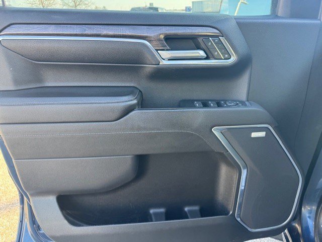 Used 2023 Chevrolet Silverado 1500 LTZ image 11