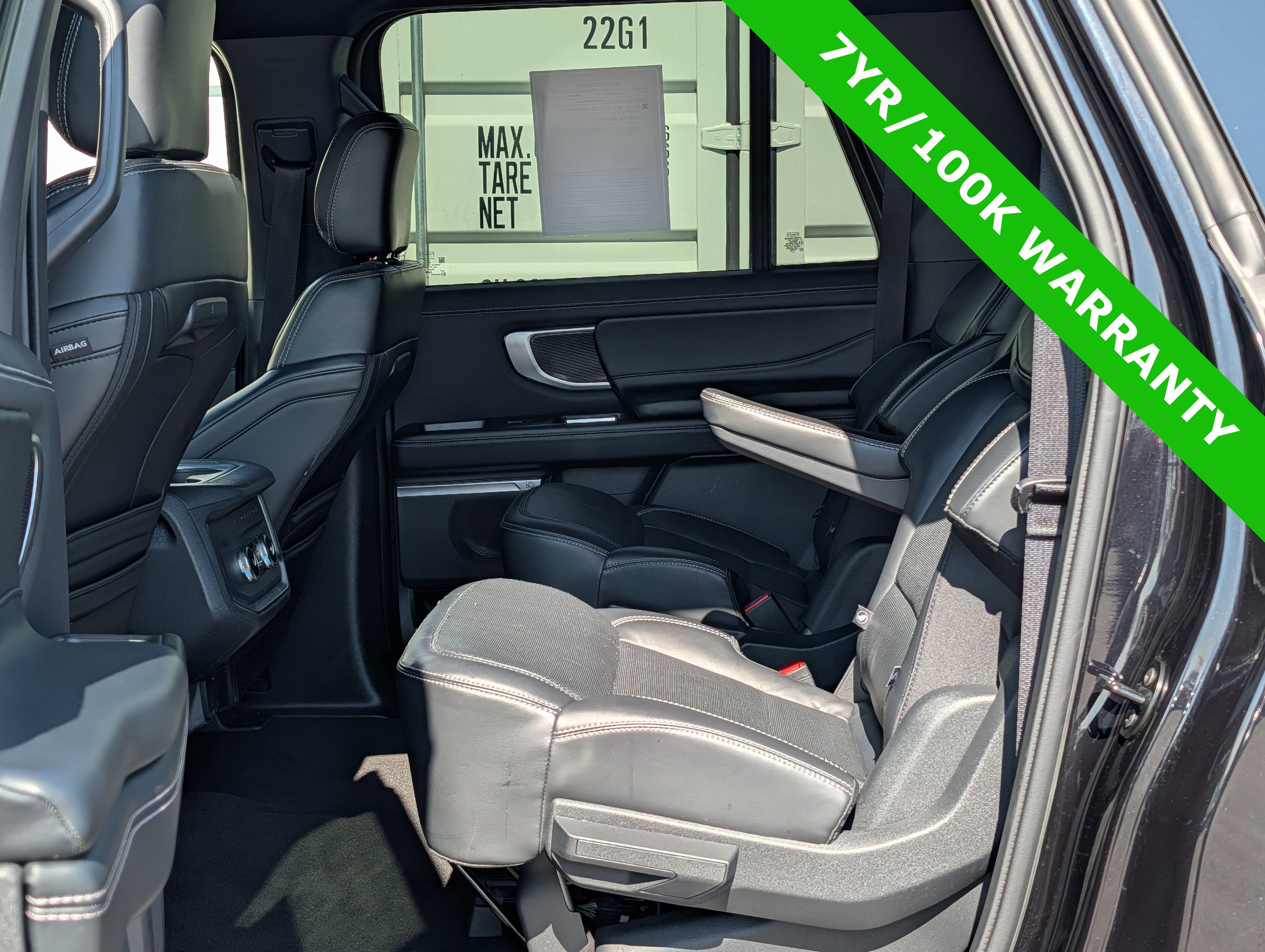 Certified 2025 Ford Expedition Max Platinum w/ Stealth Appearance Package AWD/4WD image 17