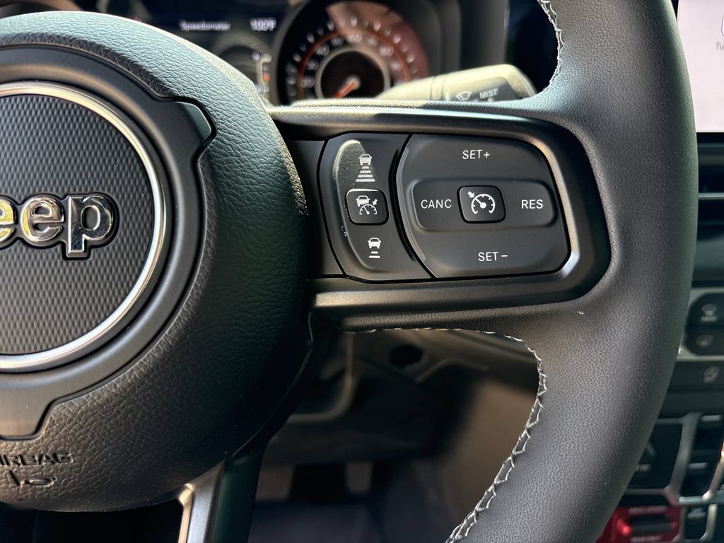 Used 2026 Jeep Gladiator Sport AWD/4WD image 45
