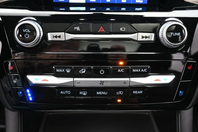 Certified 2023 Ford Explorer Limited w/ Limited Technology Package AWD/4WD image 22
