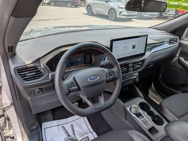 Certified 2023 Ford Escape ST-Line w/ Tech Pack #1 AWD/4WD image 8