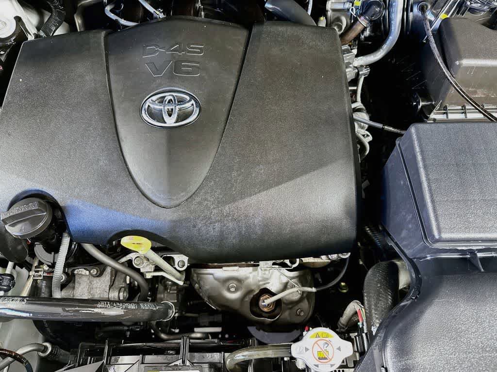 Used 2020 Toyota Sienna XLE w/ XLE Navigation Package FWD image 8