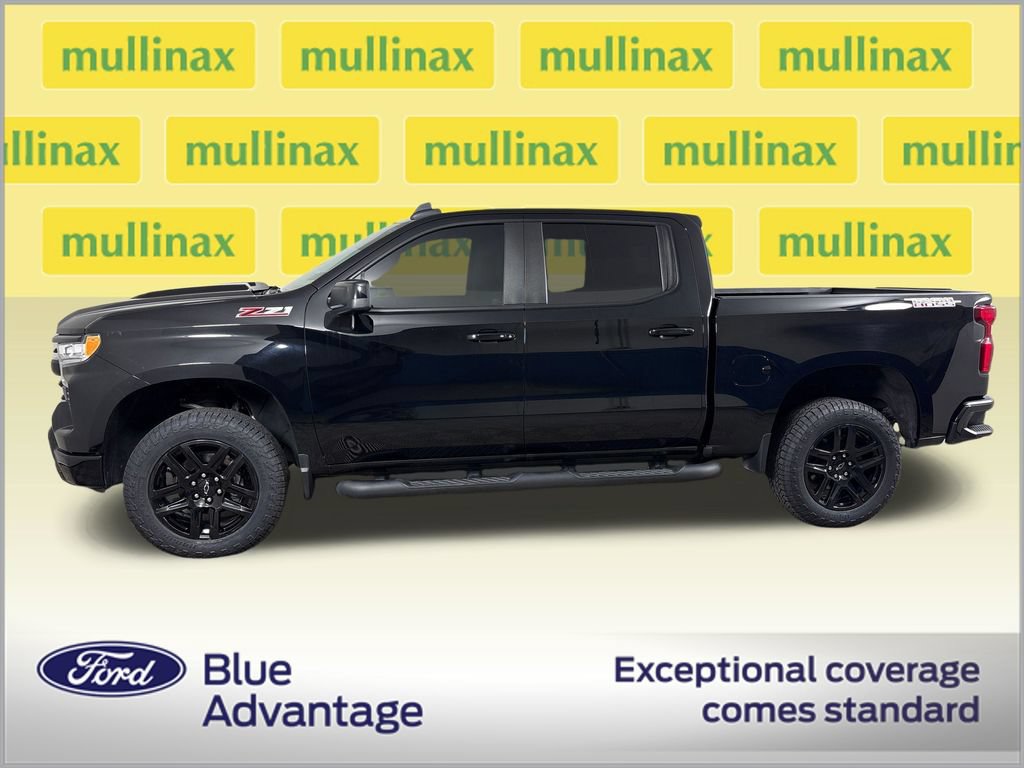 Used 2024 Chevrolet Silverado 1500 LT Trail Boss w/ Convenience Package II AWD/4WD image 10