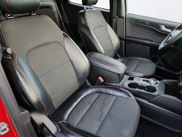 Certified 2023 Ford Escape ST-Line w/ Tech Pack #1 FWD image 29