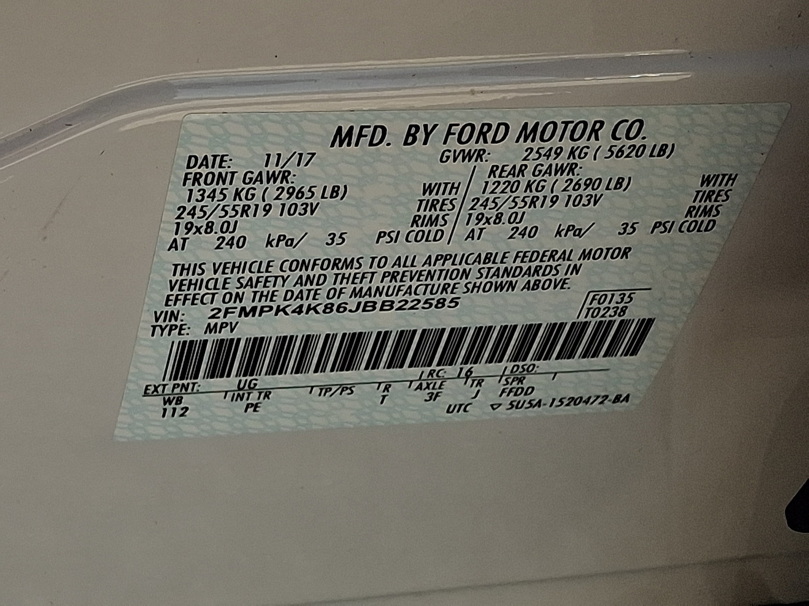 Certified 2018 Ford Edge Titanium w/ Equipment Group 301A AWD/4WD image 32