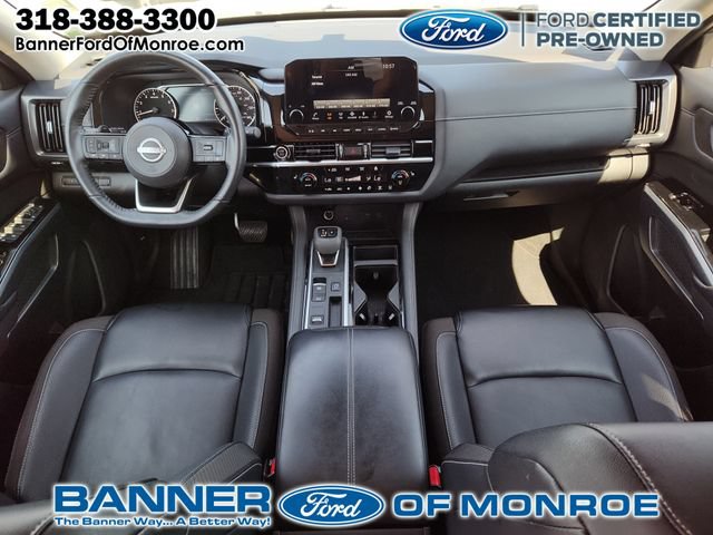 Used 2024 Nissan Pathfinder SL FWD image 22