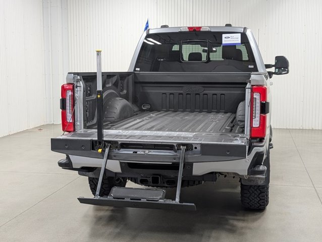 Certified 2024 Ford F250 Platinum w/ Tremor Off-Road Package AWD/4WD image 28