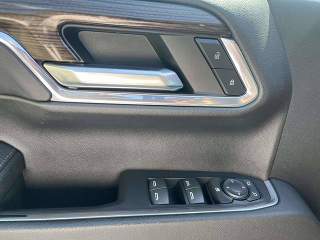 Used 2023 Chevrolet Silverado 1500 LT Trail Boss w/ Convenience Package II AWD/4WD image 19