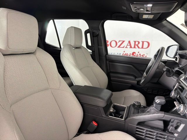 Used 2025 Toyota 4Runner SR5 AWD/4WD image 16