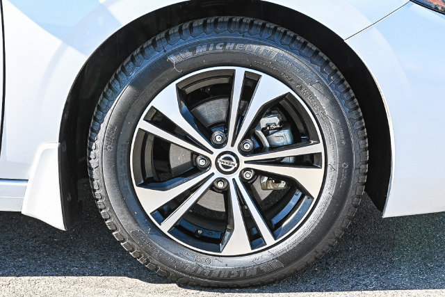 Used 2022 Nissan Sentra SV w/ All-Weather Package FWD image 12
