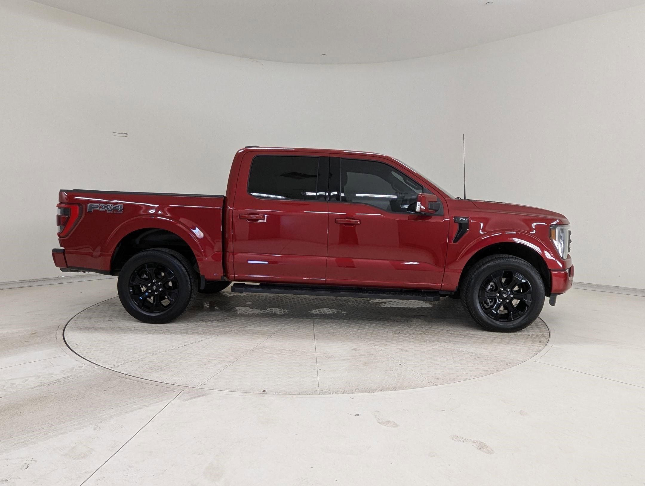 Certified 2022 Ford F150 Lariat w/ Equipment Group 502A High image 6