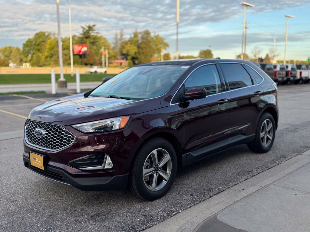 Certified 2024 Ford Edge SEL w/ Convenience Package AWD/4WD image 40