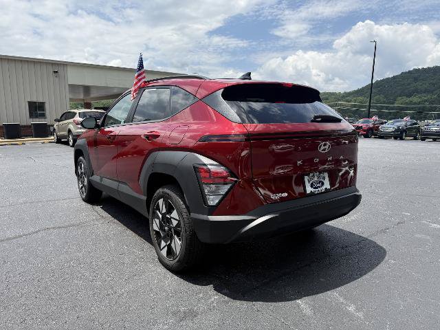 Used 2025 Hyundai Kona SEL AWD/4WD image 12