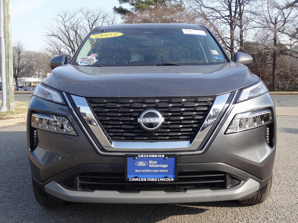 Used 2023 Nissan Rogue SV image 9