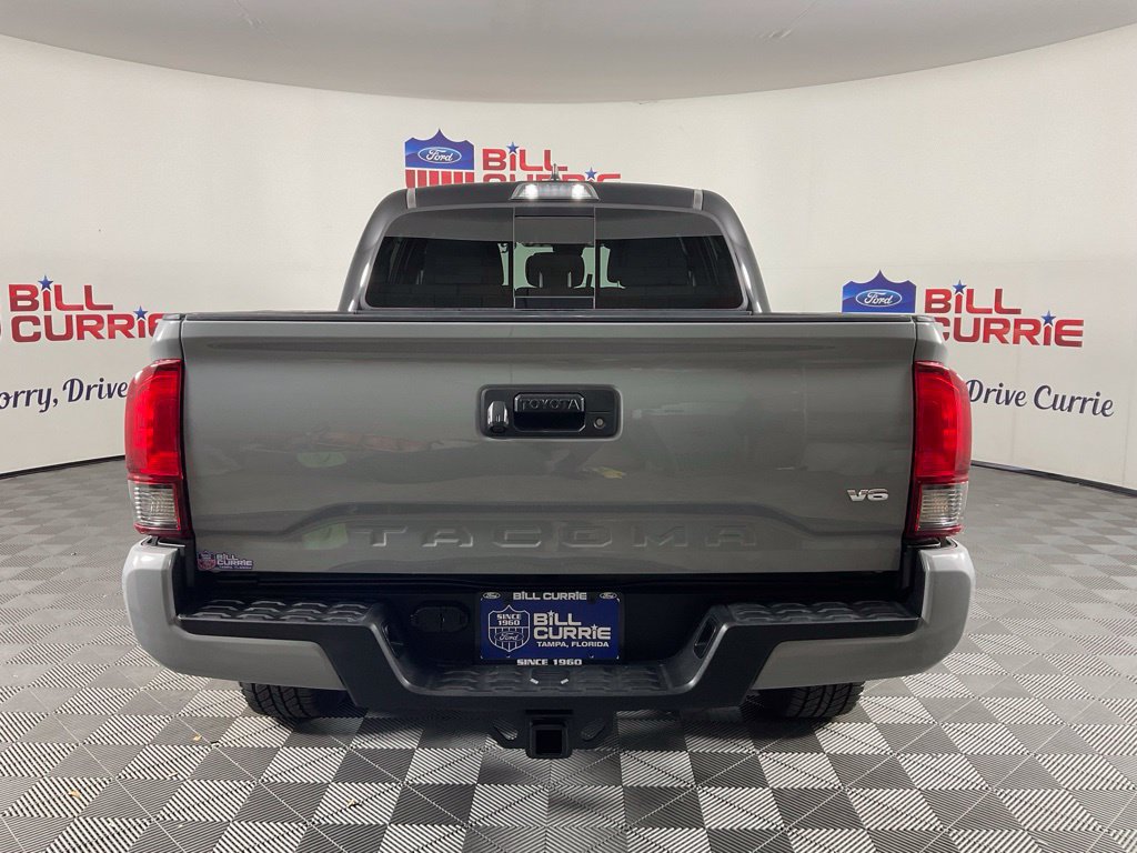 Used 2019 Toyota Tacoma TRD Sport RWD image 4