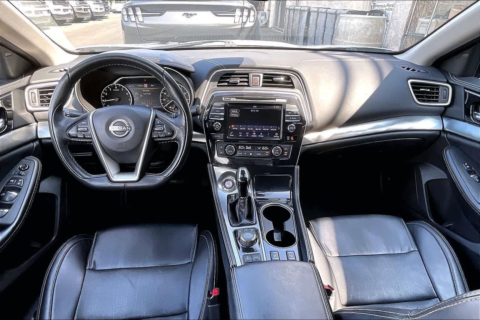 Used 2023 Nissan Maxima SV w/ Floor Mat Group FWD image 10