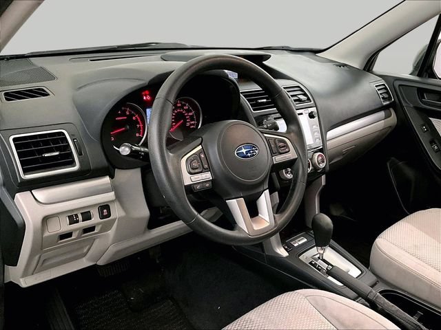 Used 2018 Subaru Forester 2.5i Premium w/ All-Weather Package AWD/4WD image 12