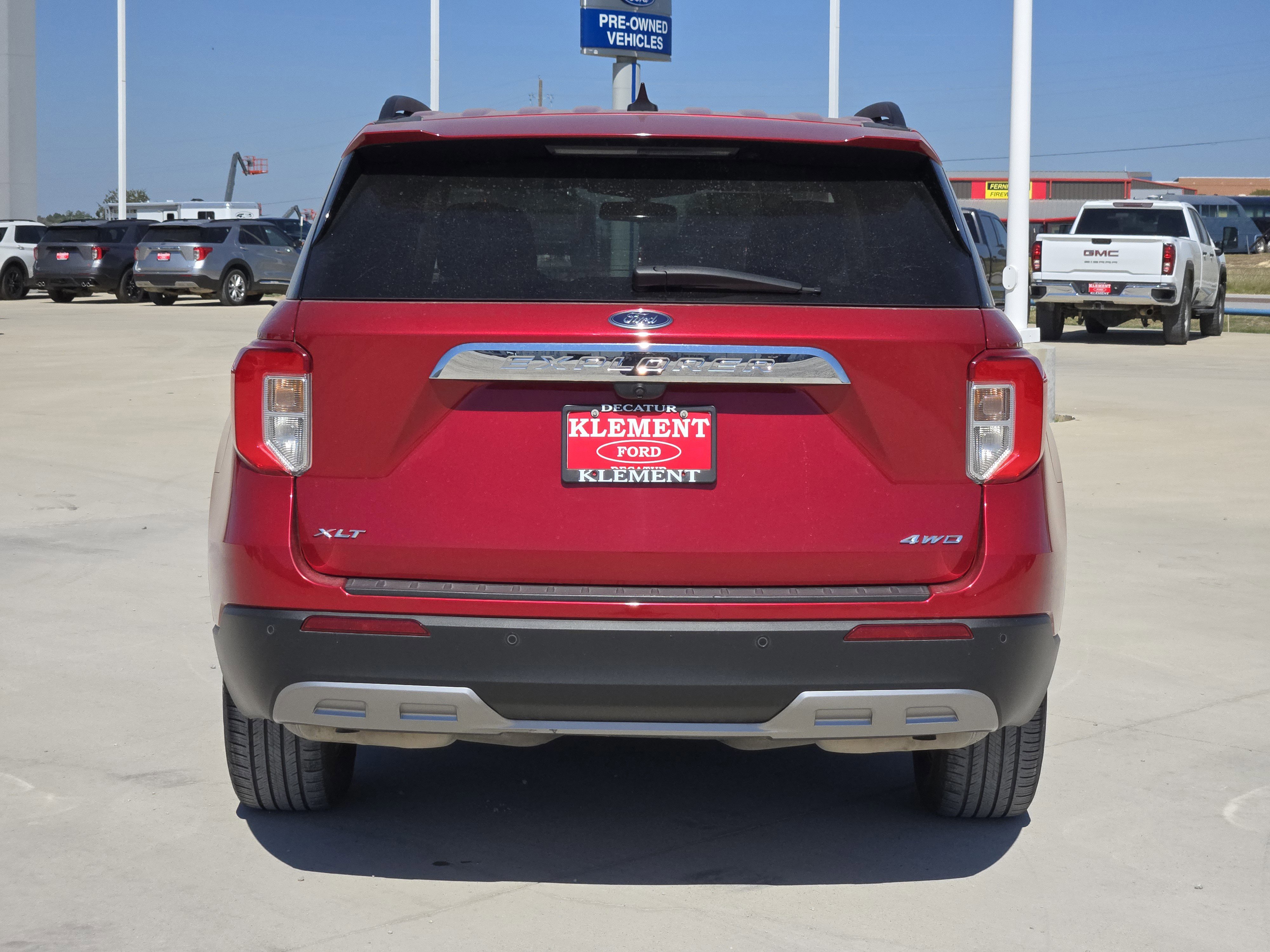 Certified 2022 Ford Explorer XLT w/ Equipment Group 202A image 4