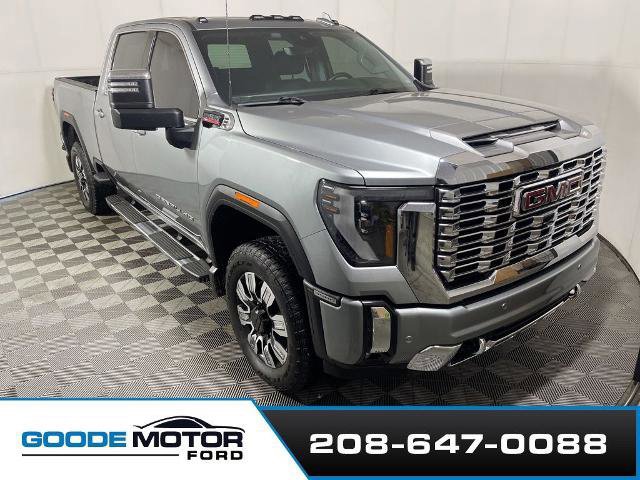 Used 2024 GMC Sierra 3500 Denali w/ Denali Reserve Package image 6