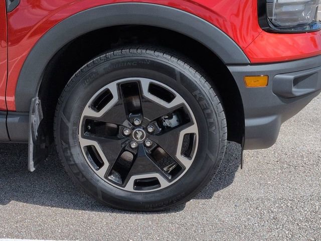 Certified 2023 Ford Bronco Sport Outer Banks w/ Tech Package AWD/4WD image 11