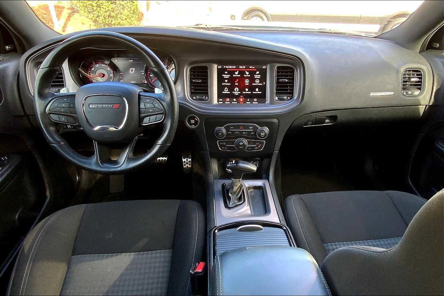 Used 2023 Dodge Charger R/T w/ Blacktop Package image 12