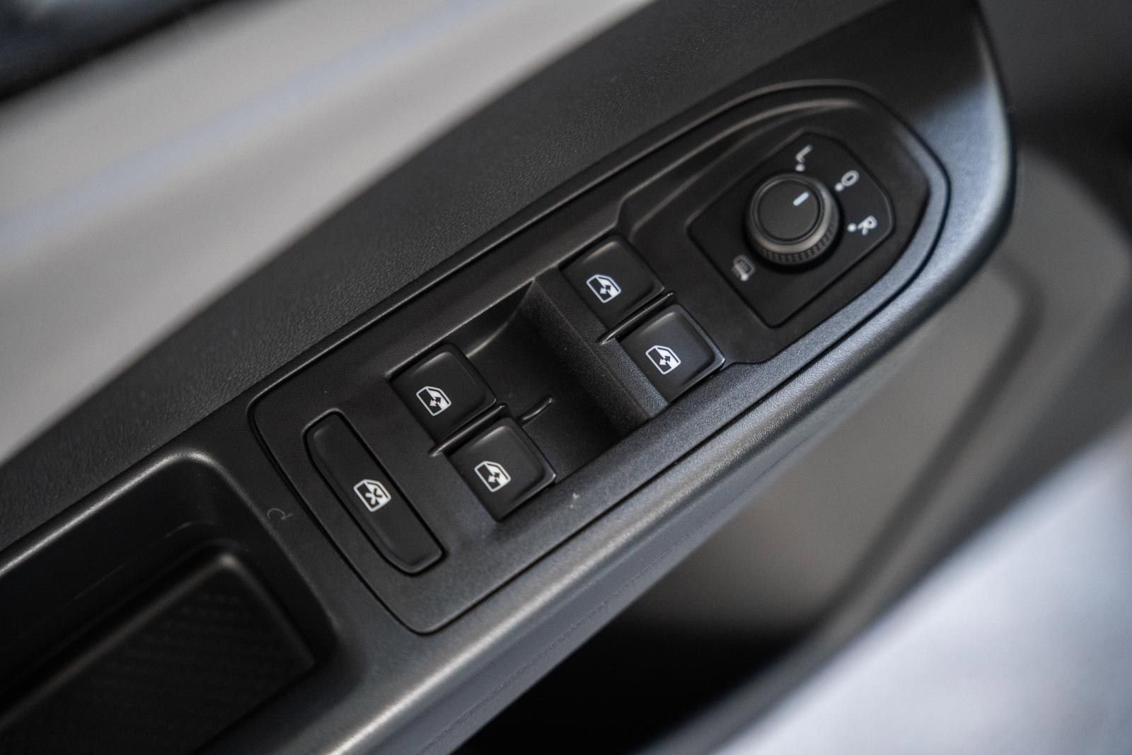 Used 2024 Volkswagen Taos SE AWD/4WD image 43