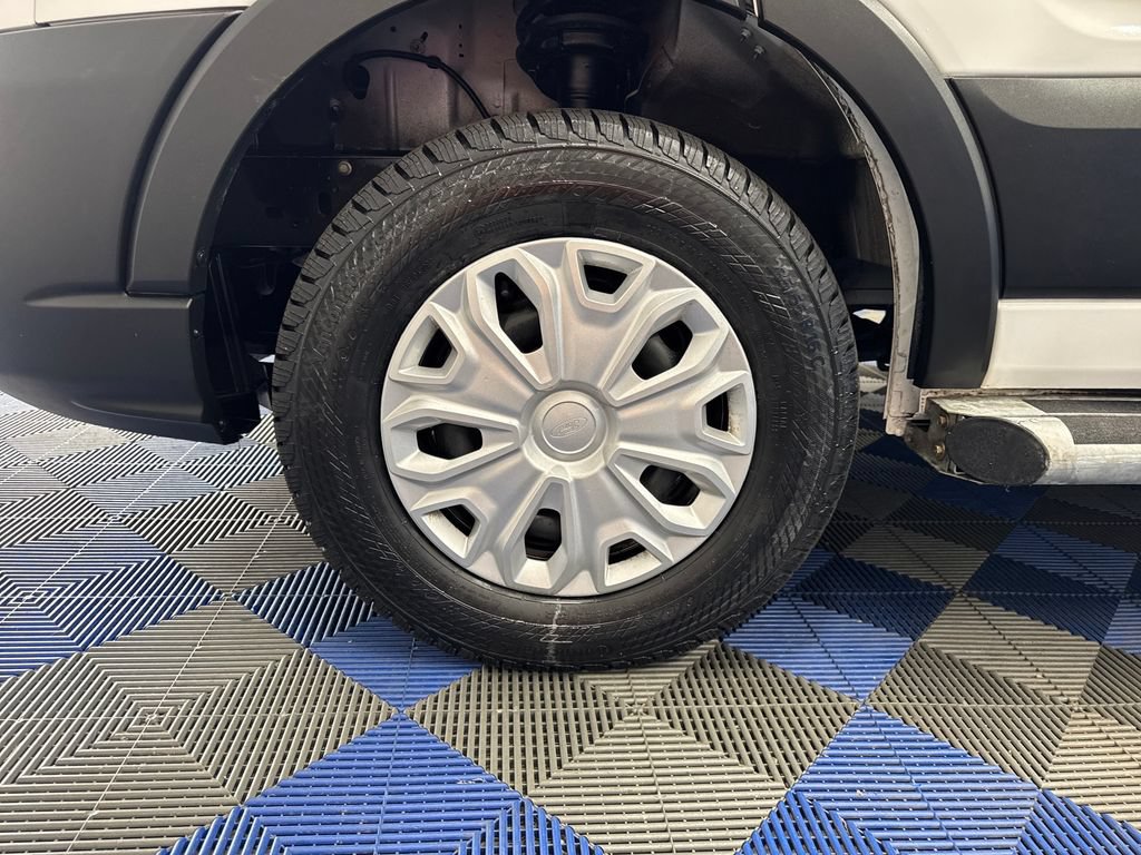 Certified 2025 Ford Transit 250 Low Roof w/ Exterior Upgrade Package RWD image 28
