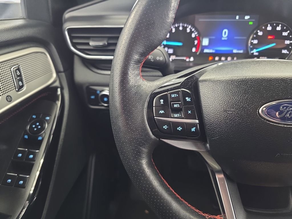 Certified 2023 Ford Explorer ST-Line AWD/4WD image 15