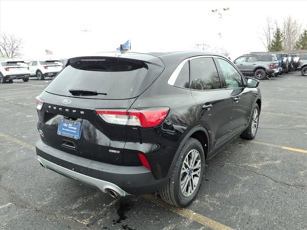 Certified 2022 Ford Escape SEL image 5