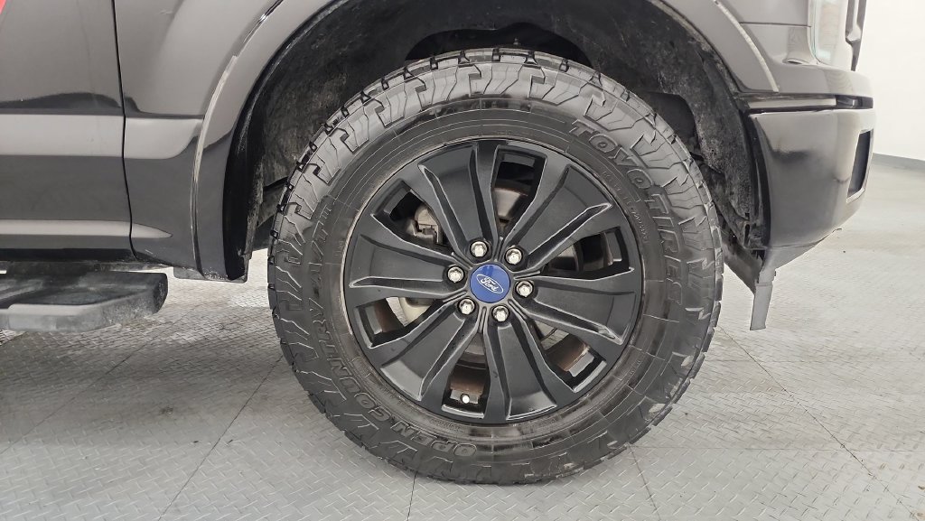 Certified 2019 Ford F150 Lariat w/ Equipment Group 502A Luxury AWD/4WD image 25