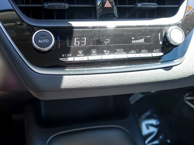Used 2025 Toyota Corolla LE FWD image 21