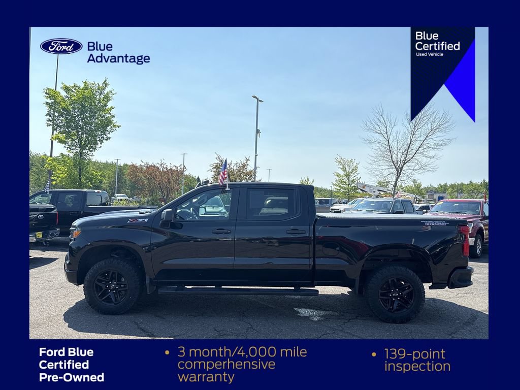 Used 2022 Chevrolet Silverado 1500 Custom Trail Boss w/ LPO, Dark Essentials Package AWD/4WD image 10