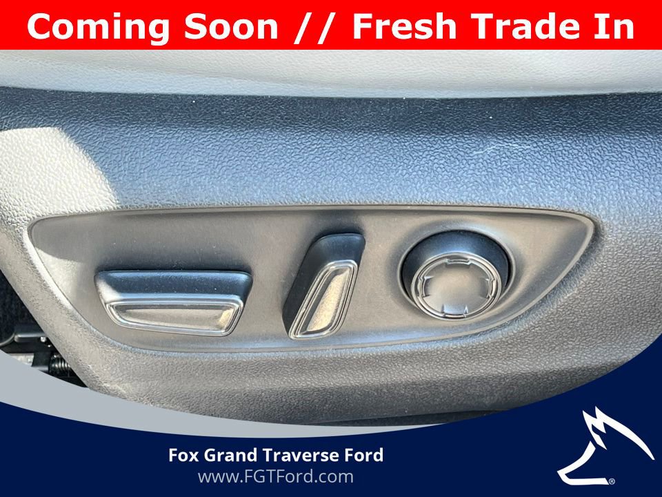 Used 2023 Toyota Sienna XLE FWD image 11