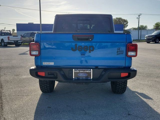 Used 2023 Jeep Gladiator Willys image 3