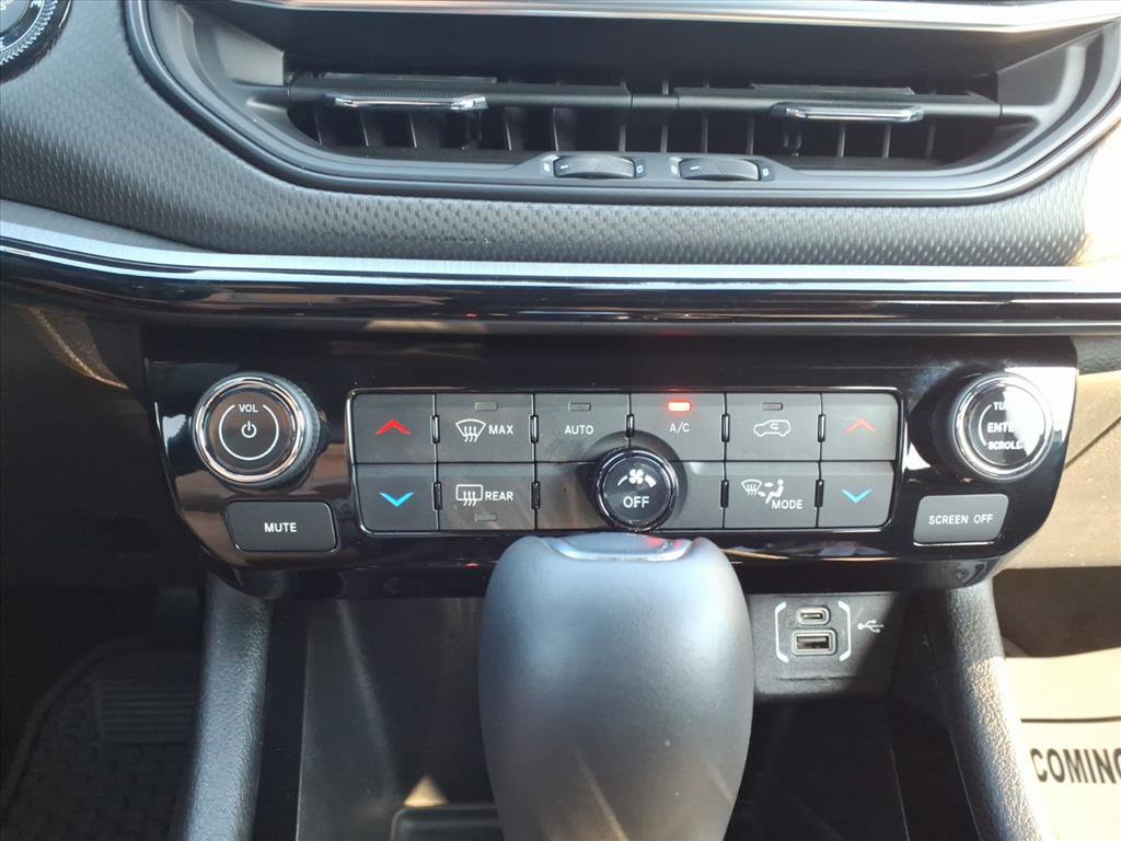 Used 2024 Jeep Compass Trailhawk image 19