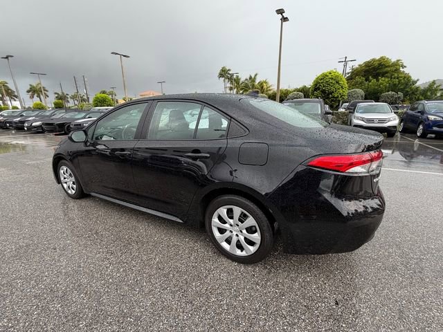 Used 2024 Toyota Corolla LE FWD image 14