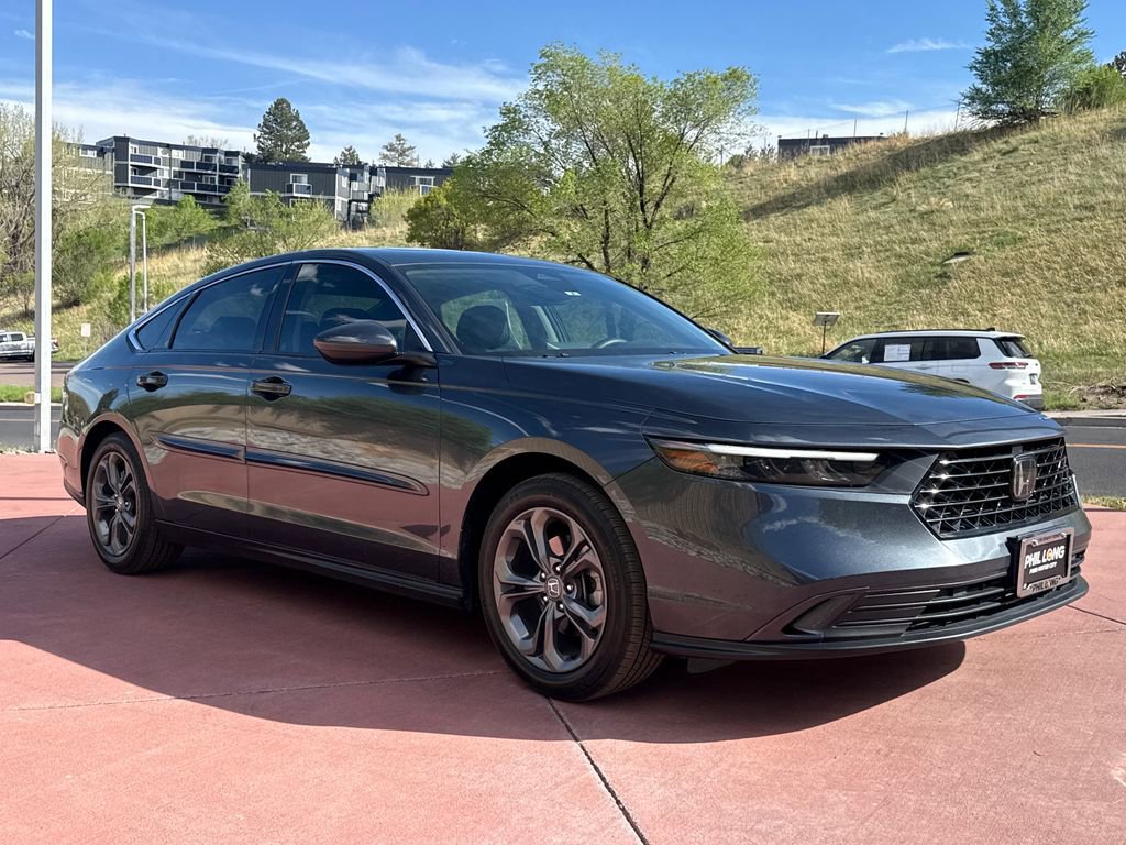 Used 2023 Honda Accord EX image 8