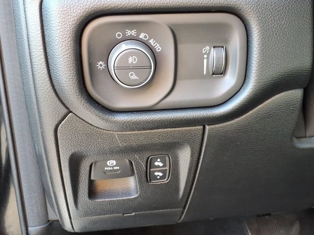 Used 2021 RAM 1500 Big Horn AWD/4WD image 19