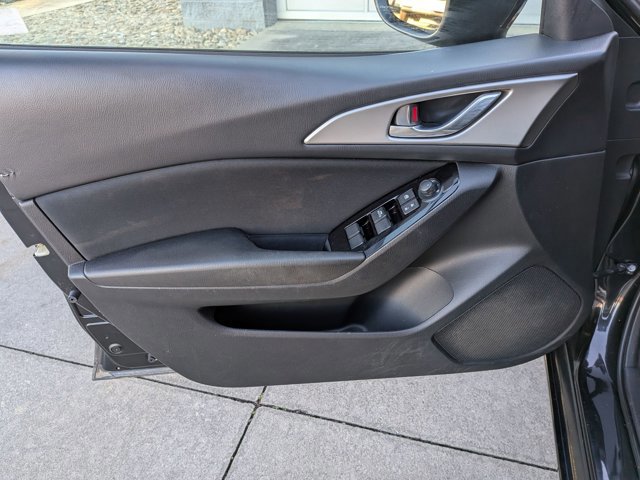 Used 2018 MAZDA MAZDA3 Sport image 13