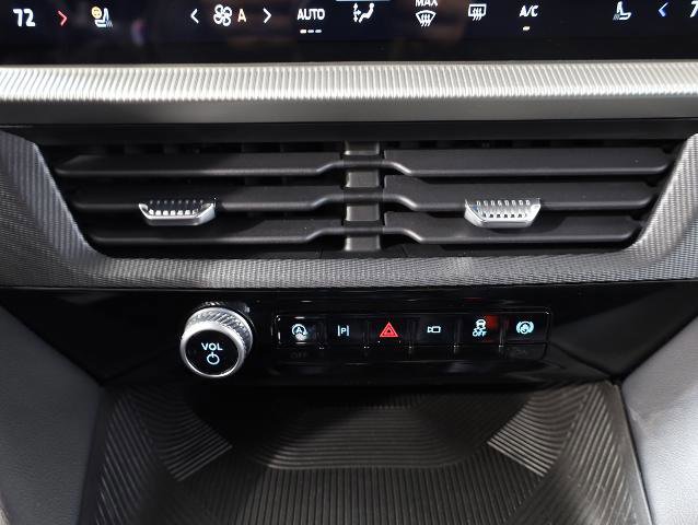 Certified 2025 Ford Explorer ST-Line image 17