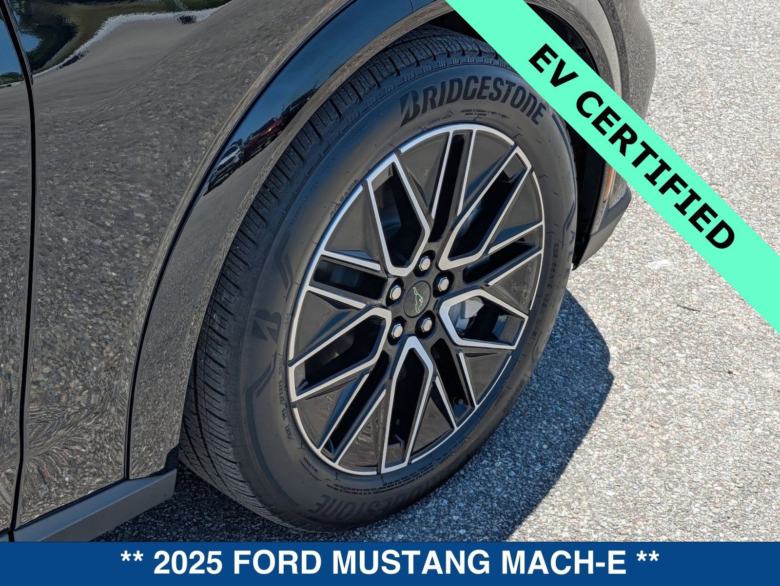Certified 2025 Ford Mustang Mach-E Premium image 13