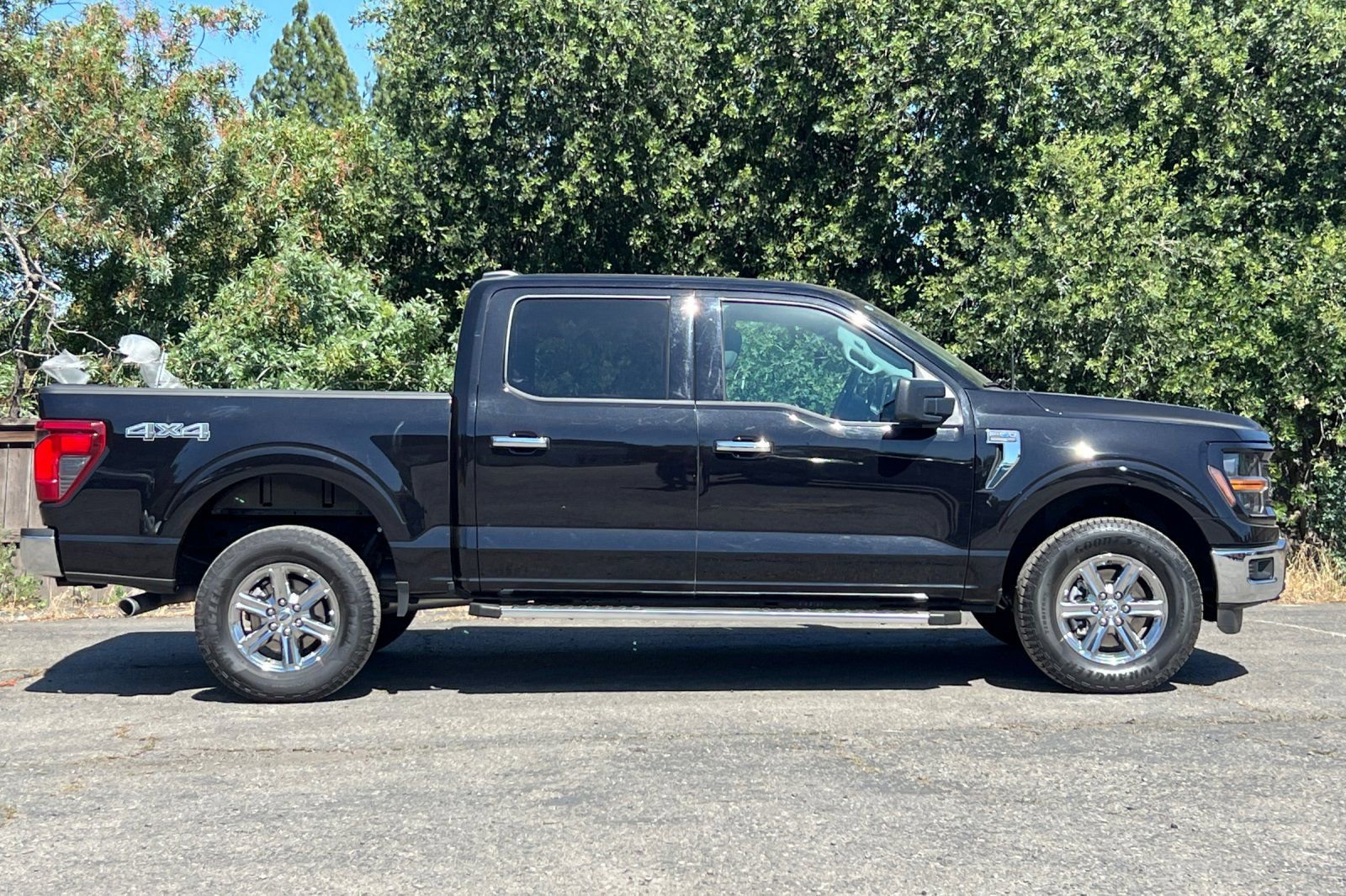 Certified 2025 Ford F150 XLT w/ Equipment Group 301A Standard AWD/4WD image 3
