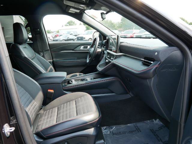 Certified 2025 Ford Explorer ST-Line AWD/4WD image 15