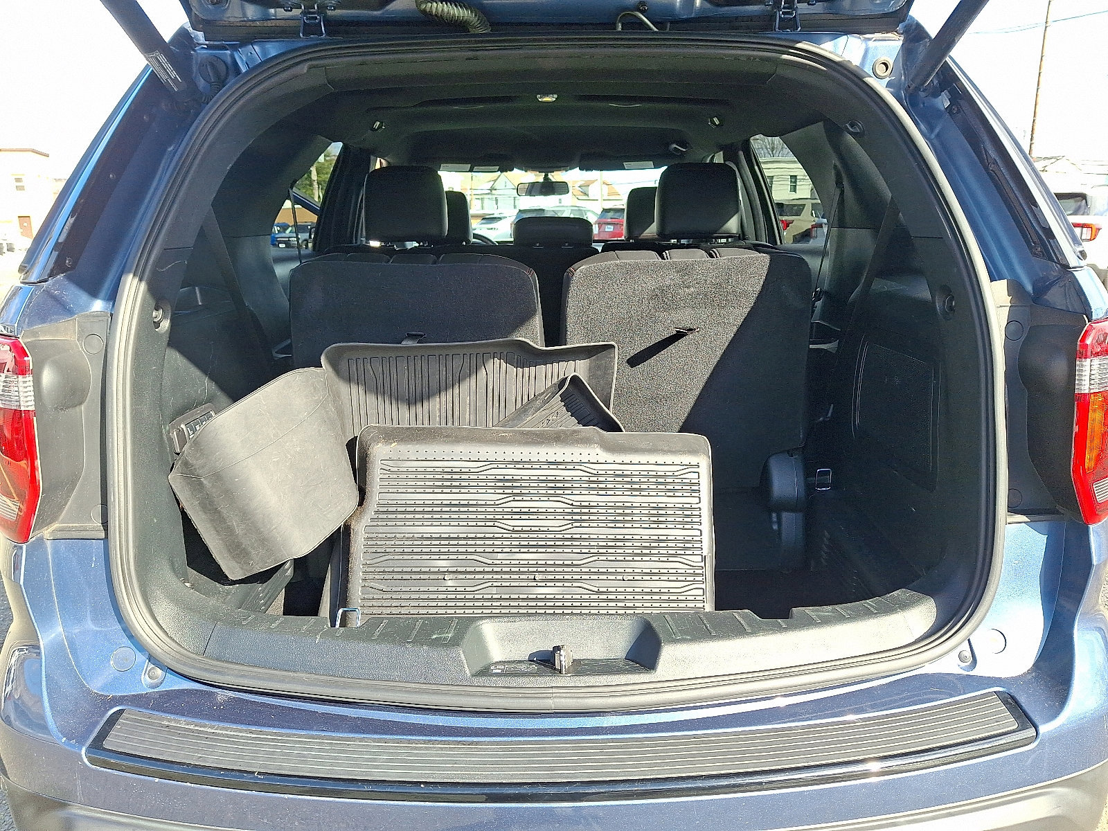 Certified 2018 Ford Explorer Sport image 28