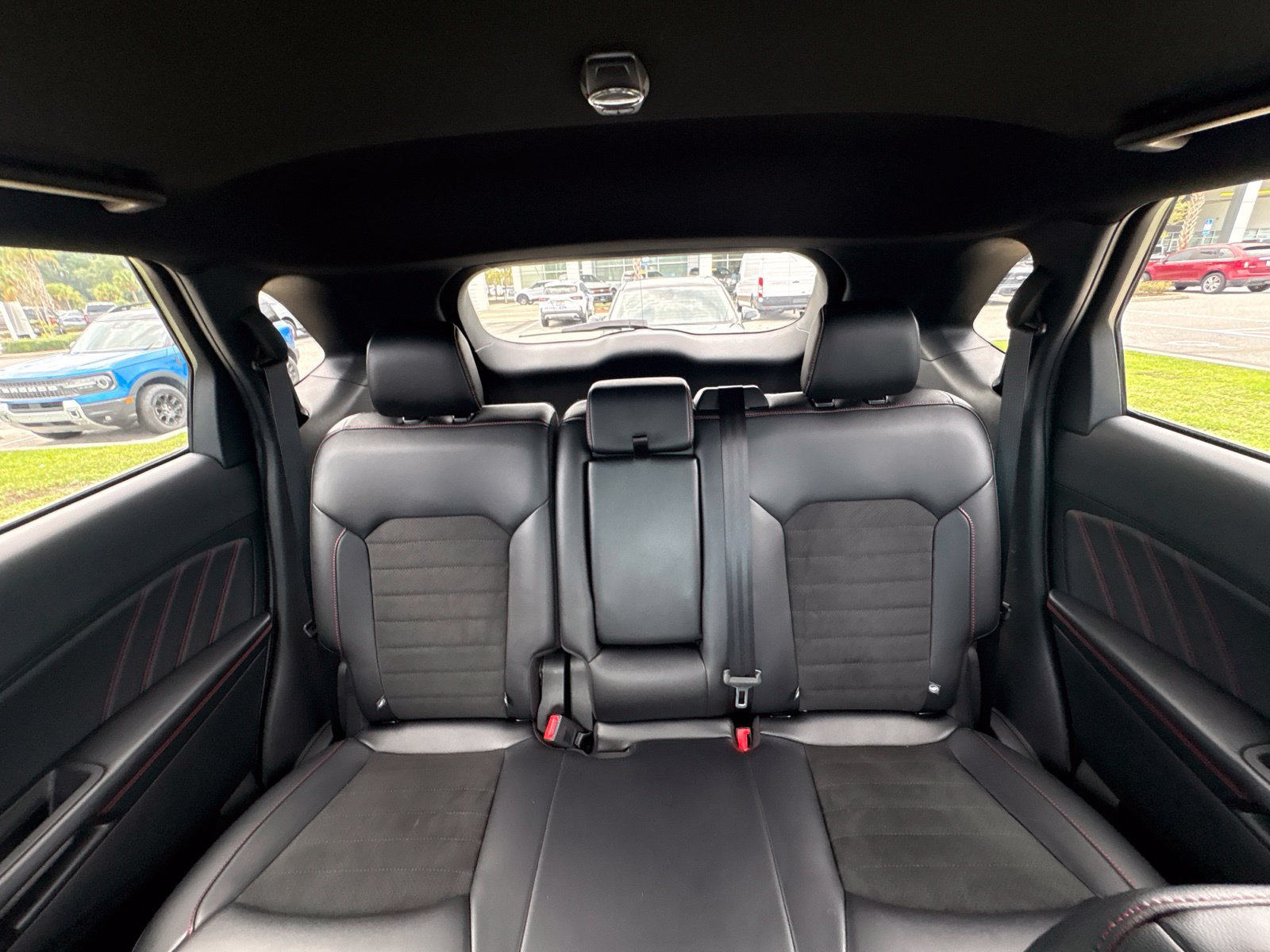 Certified 2024 Ford Edge ST-Line AWD/4WD image 32